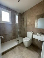 9 bedrooms Building in Badalona, Spain No. 132503 - Image 5