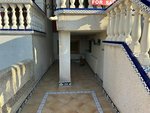 4 bedrooms Bungalow in Guardamar del Segura, Spain No. 13265 - Image 6