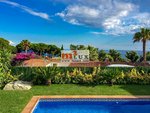 4 bedrooms Villa in Lloret de Mar, Spain No. 13320 - villa in Spain