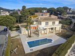 3 bedrooms Villa in Castell-Platja d'Aro, Spain No. 13379 - villa in Spain