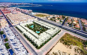 2 bedrooms Apartment in Torrevieja, Spain No. 13479