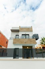 3 bedrooms House in Torrevieja, Spain No. 13645 - Image 5