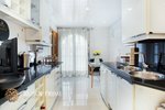 5 bedrooms Apartment in Barcelona, Spain No. 137 - Image 6