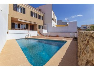4 bedrooms Villa in Mahon, Spain No. 13827
