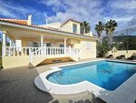5 bedrooms Villa in Adeje, Spain No. 13849 - Image 2