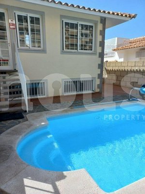3 bedrooms Townhouse in Palm-Mar, Spain No. 13909