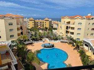 2 bedrooms Penthouse in Los Cristianos, Spain No. 14002