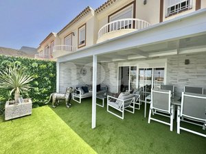 3 bedrooms Townhouse in Chayofa, Spain No. 14017