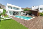 5 bedrooms Villa in Adeje, Spain No. 14021 - Image 3