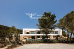 5 bedrooms House in Santa Eulalia Del Rio, Spain No. 14057 - Image 4