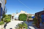4 bedrooms Villa in La Florida, Spain No. 14493 - Image 6