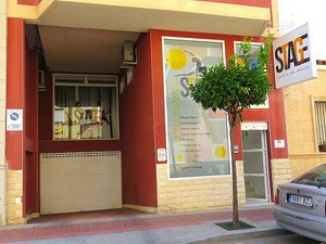 110m² Commercial property in Guardamar del Segura, Spain No. 14561
