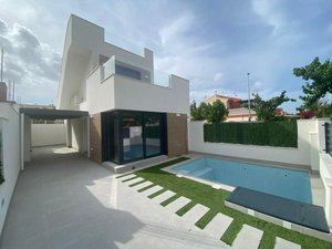 3 bedrooms House in Los Alcazares, Spain No. 14593