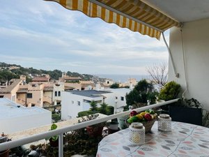 3 bedrooms Apartment in Santa Ponsa, Spain No. 14740
