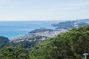 5 bedrooms Villa in Lloret de Mar, Spain No. 14828