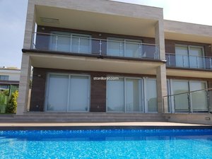 4 bedrooms Villa in Lloret de Mar, Spain No. 14835