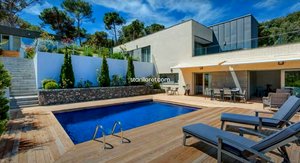4 bedrooms Villa in Blanes, Spain No. 14836