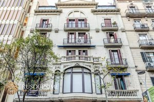 450m² Hotel in Barcelona, Spain No. 150