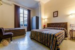 450m² Hotel in Barcelona, Spain No. 150 - Image 2