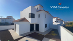 4 bedrooms House in Amarilla Golf, Spain No. 15046 - house in Spain