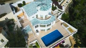 8 bedrooms Villa in Calpe, Spain No. 15130