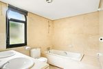 3 bedrooms Townhouse in Estepona, Spain No. 155026 - Image 15