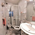 3 bedrooms House in Badalona, Spain No. 1792 - Image 19