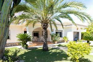 4 bedrooms Villa in Cabo Roig, Spain No. 1821