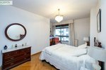 4 bedrooms Apartment in Granada, Spain No. 18399 - Image 19
