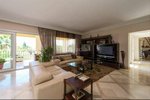 5 bedrooms Villa in Marbella, Spain No. 18787 - Image 4