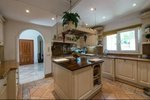 5 bedrooms Villa in Marbella, Spain No. 18787 - Image 11