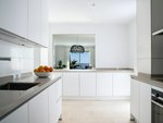 2 bedrooms Apartment in Benahavis, Spain No. 19073 - Image 5