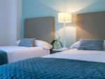 2 bedrooms Apartment in Benahavis, Spain No. 19073 - Image 10