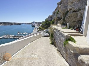 3 bedrooms Townhouse in Mahon, Spain No. 193