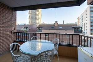 4 bedrooms Apartment in Granada, Spain No. 19830