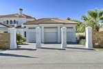 6 bedrooms Villa in Malaga, Spain No. 21047 - Image 22