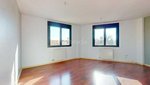 3 bedrooms Apartment in Zaragoza, Spain No. 21666 - Image 4