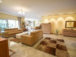 4 bedrooms Villa in Marbella, Spain No. 21771 - Image 8
