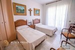 4 bedrooms House in Coma-Ruga, Spain No. 220 - Image 20