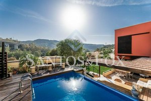 4 bedrooms Villa in Benahavis, Spain No. 23686