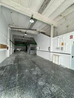 184m² Commercial property in Badalona, Spain No. 23804 - Image 15