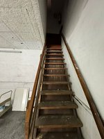 184m² Commercial property in Badalona, Spain No. 23804 - Image 16