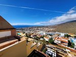 2 bedrooms Penthouse in Adeje, Spain No. 24044 - Image 3