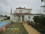 4 bedrooms House in El Vendrell, Spain No. 241 - Image 12