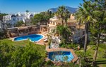 8 bedrooms Villa in Estepona, Spain No. 24234 - Image 9