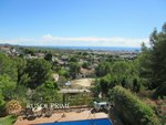 4 bedrooms House in Coma-Ruga, Spain No. 244 - Image 20