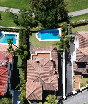 4 bedrooms Villa in Marbella, Spain No. 24424