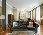 3 bedrooms Apartment in Eixample, Spain No. 24817 - Image 2
