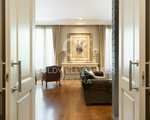 3 bedrooms Apartment in Eixample, Spain No. 24817 - Image 6