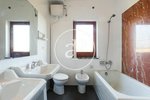 5 bedrooms House in Godella, Spain No. 25129 - Image 20
